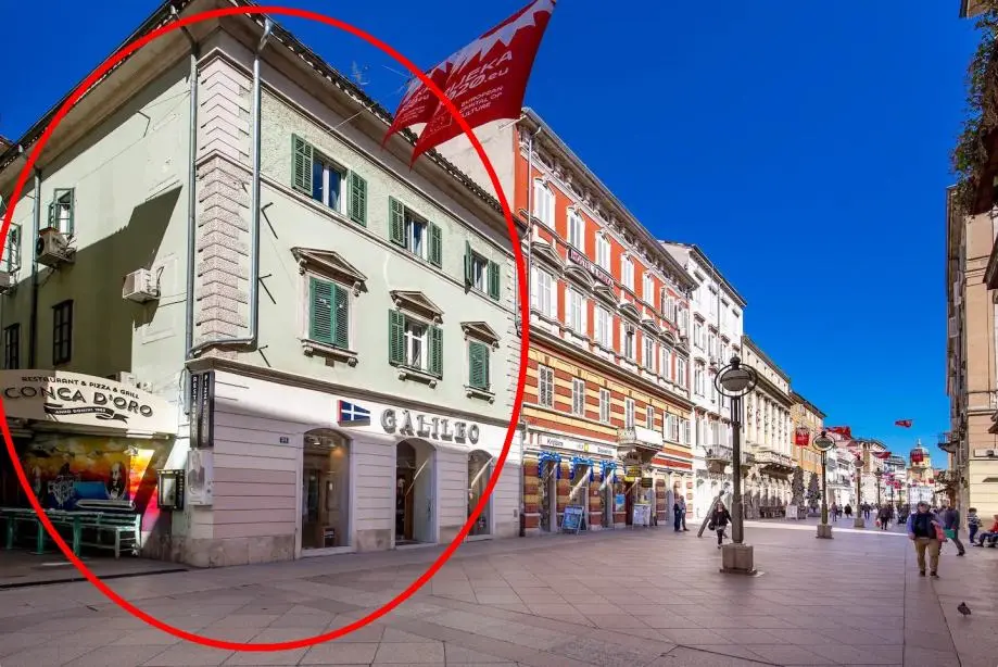 Listing Ad Image