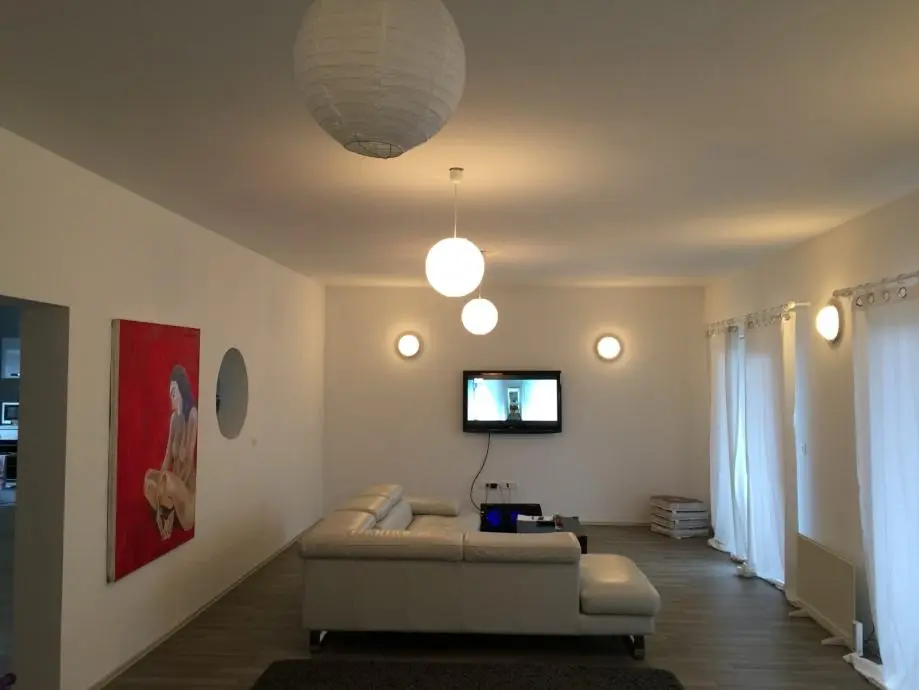 Listing Ad Image
