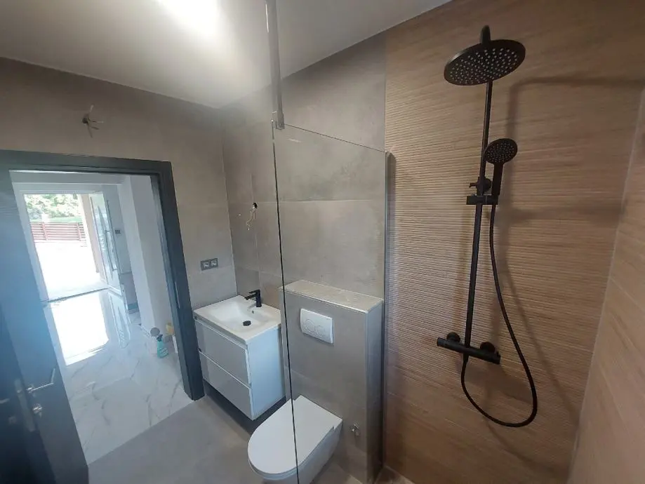 Listing Ad Image