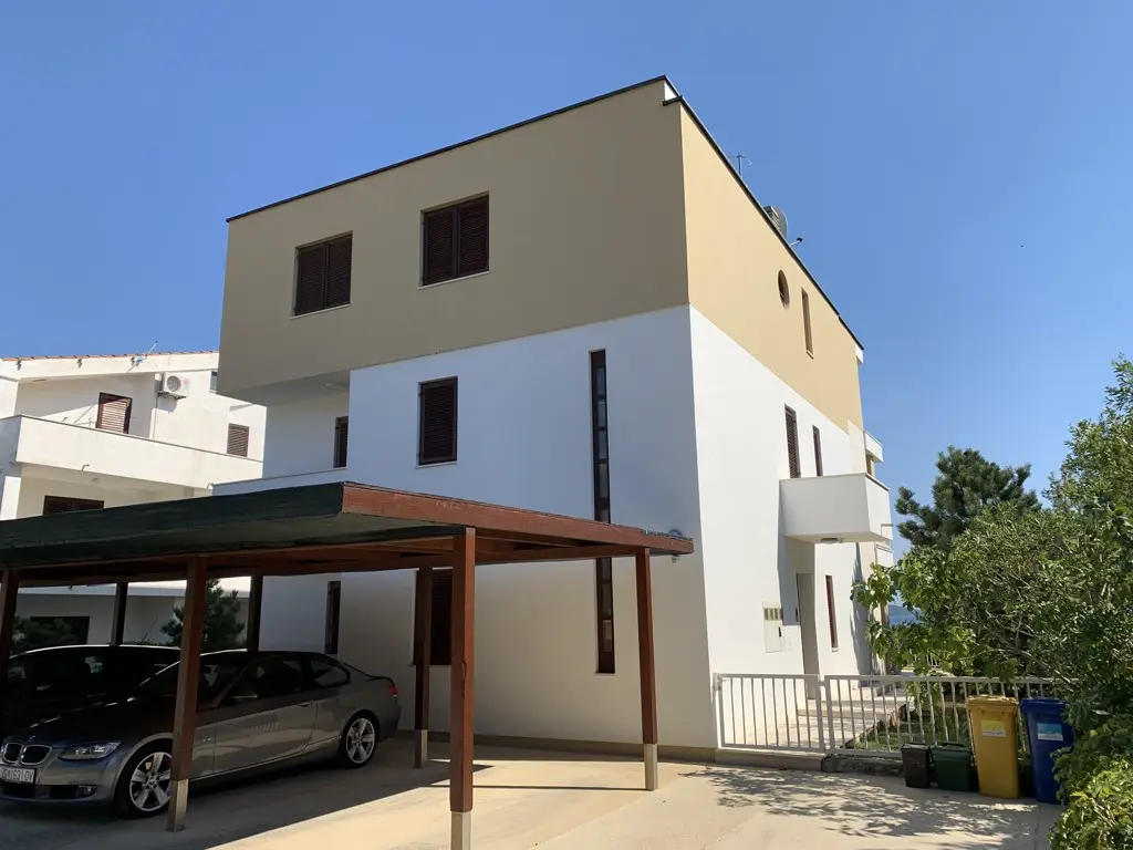 Listing Ad Image