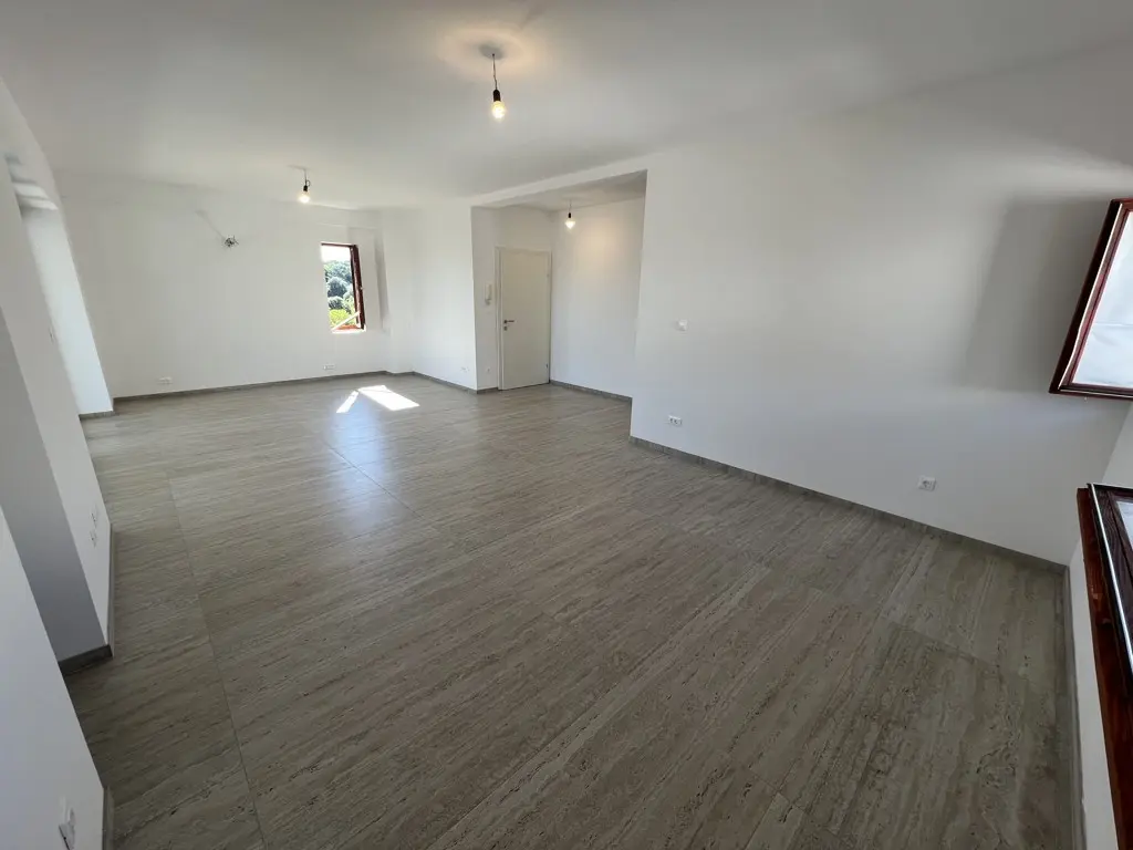 Listing Ad Image