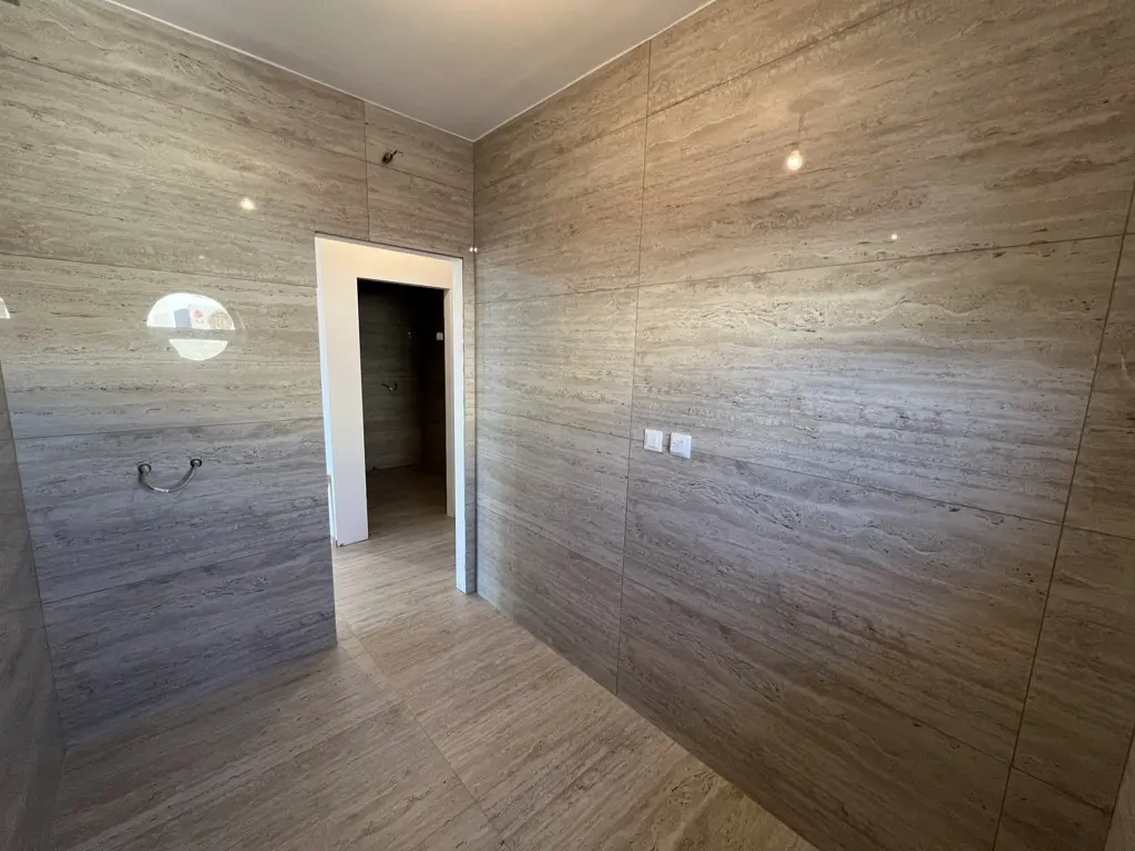 Listing Ad Image