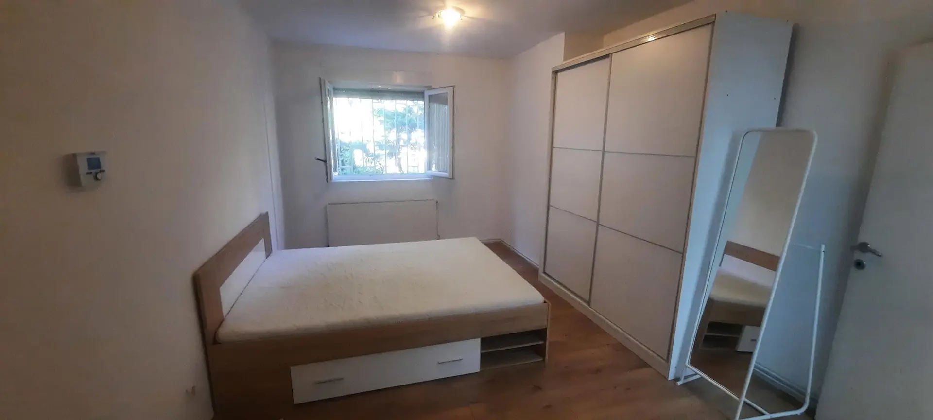 Listing Ad Image