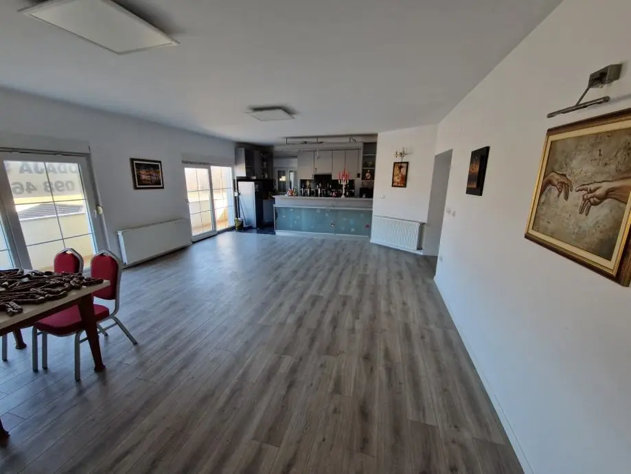 Listing Ad Image