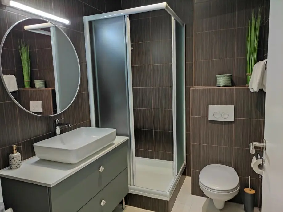 Listing Ad Image