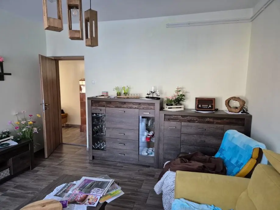 Listing Ad Image