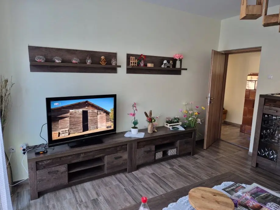 Listing Ad Image