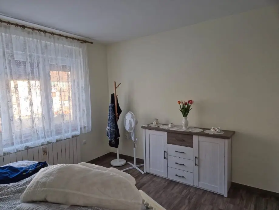 Listing Ad Image