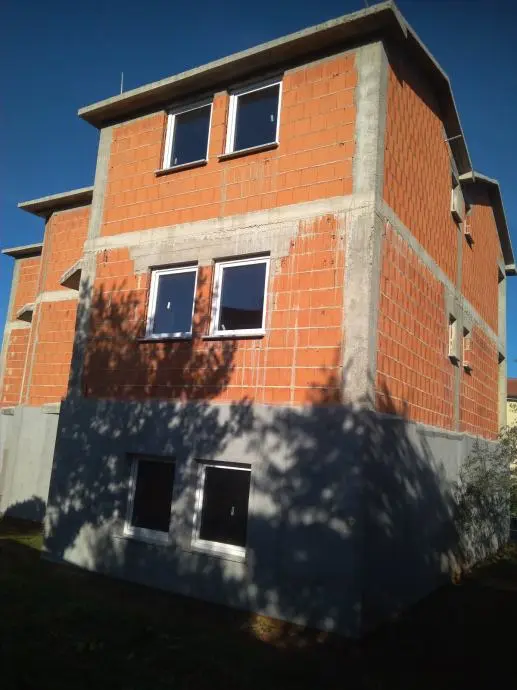 Listing Ad Image