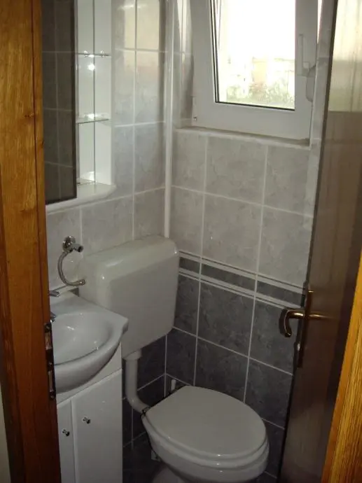 Listing Ad Image