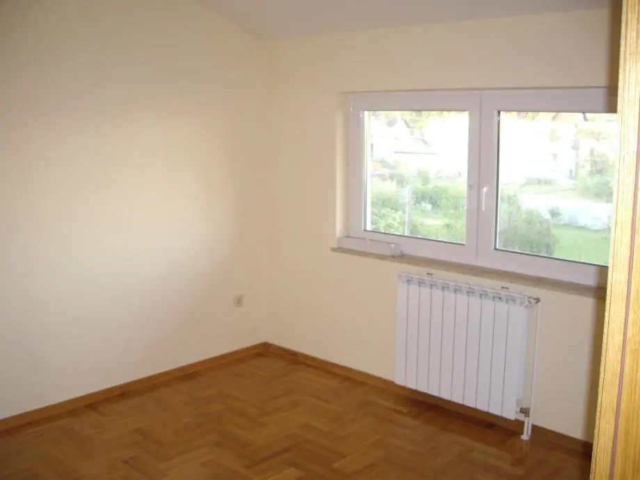 Listing Ad Image