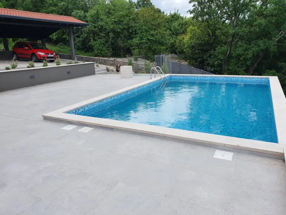 Listing Ad Image
