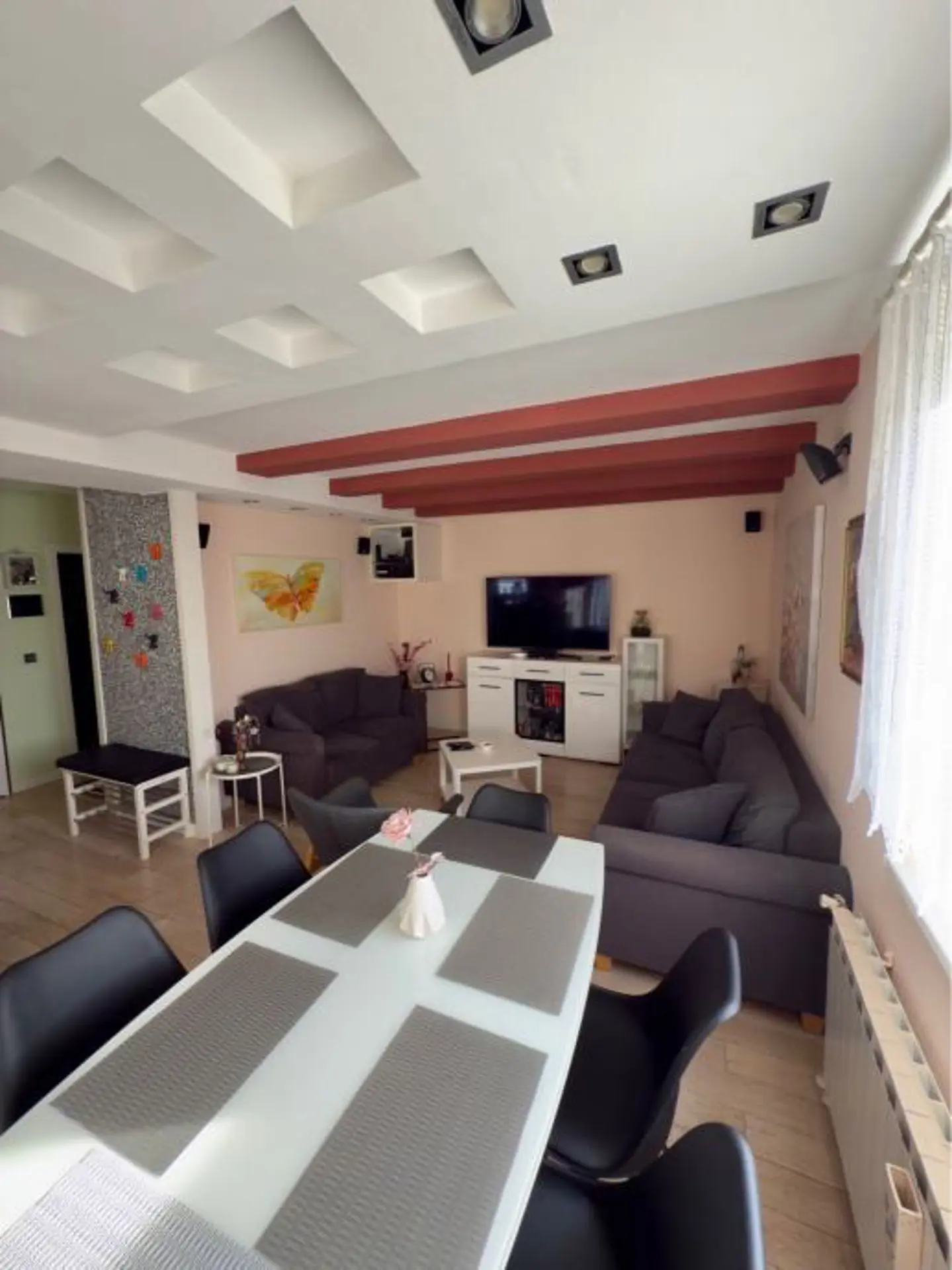 Listing Ad Image
