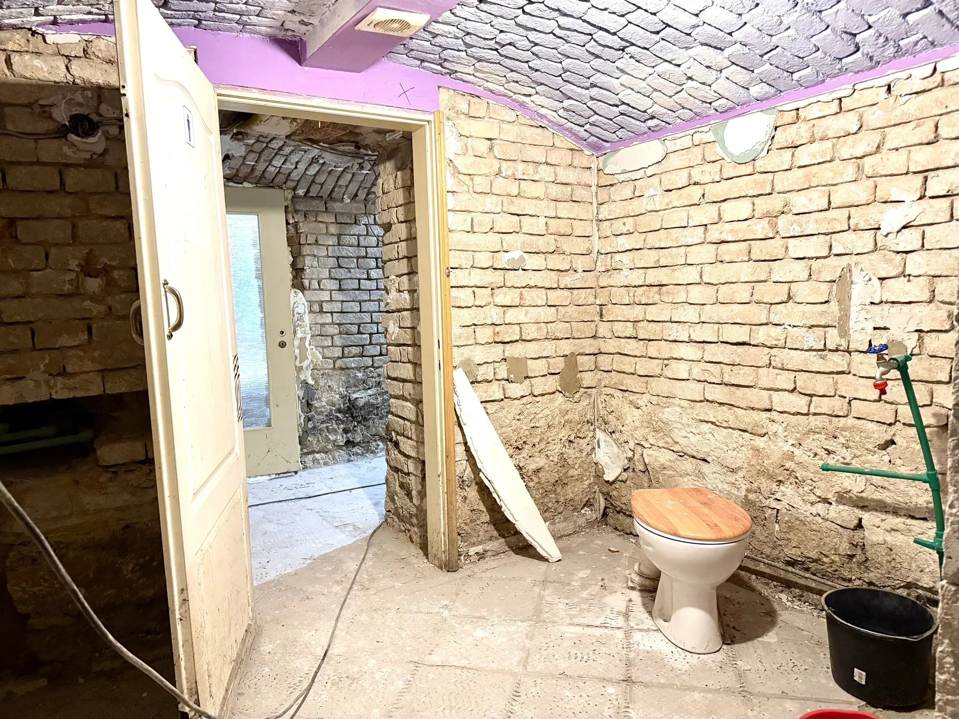 Listing Ad Image