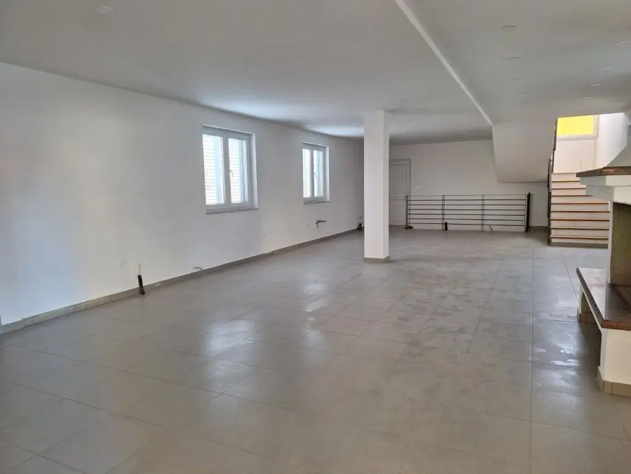 Listing Ad Image