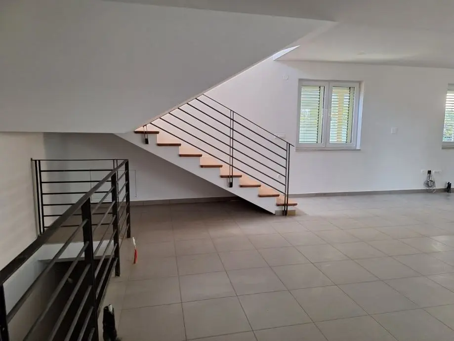 Listing Ad Image