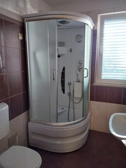 Listing Ad Image