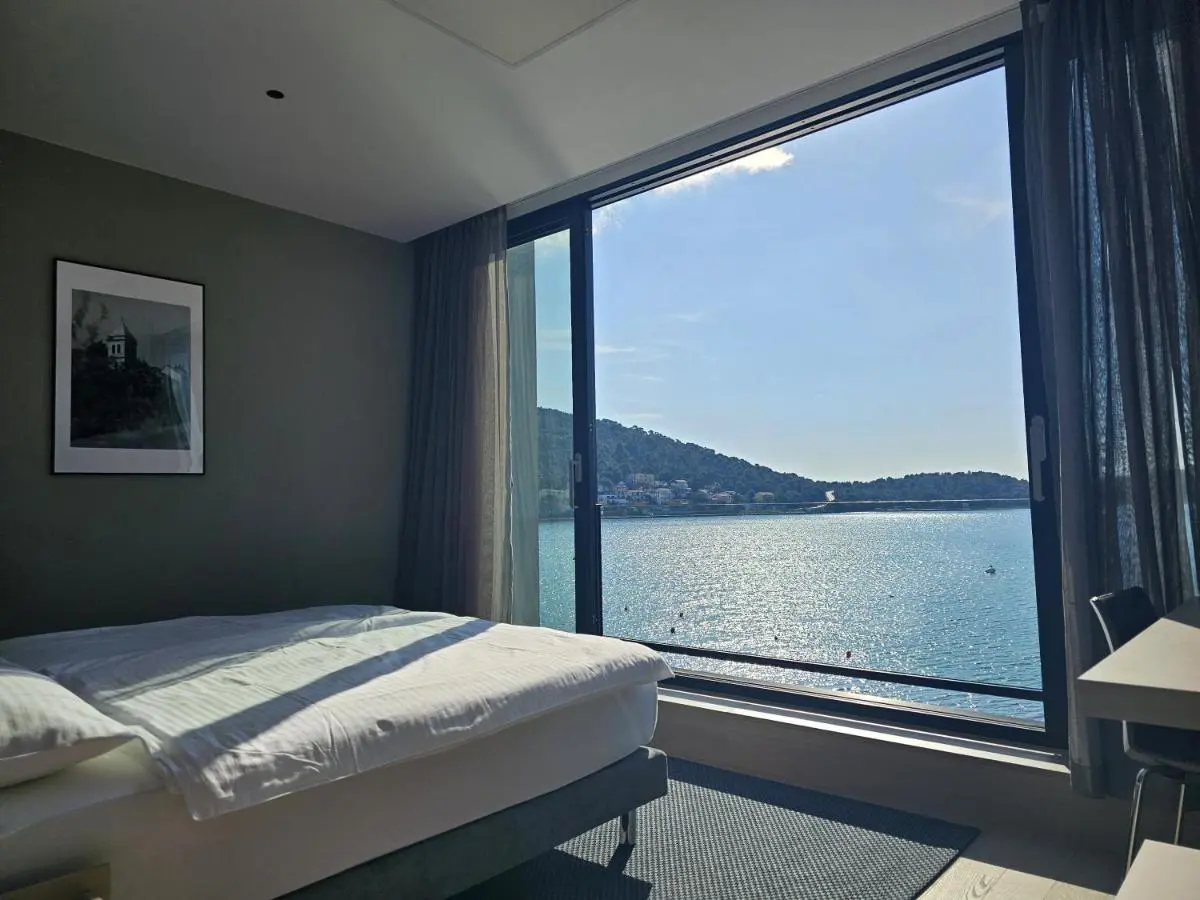 Listing Ad Image