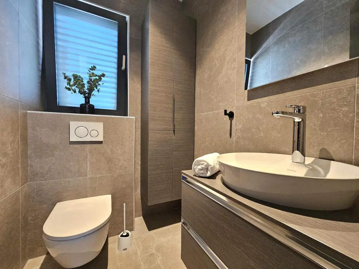Listing Ad Image