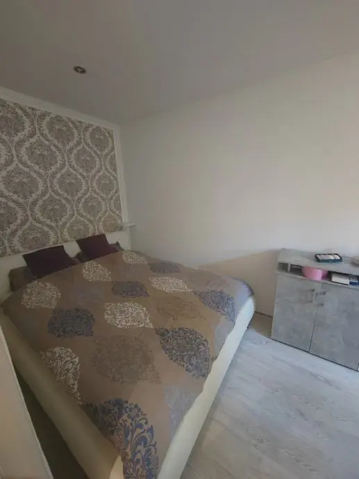 Listing Ad Image