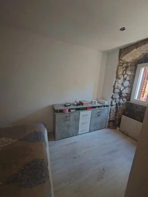 Listing Ad Image