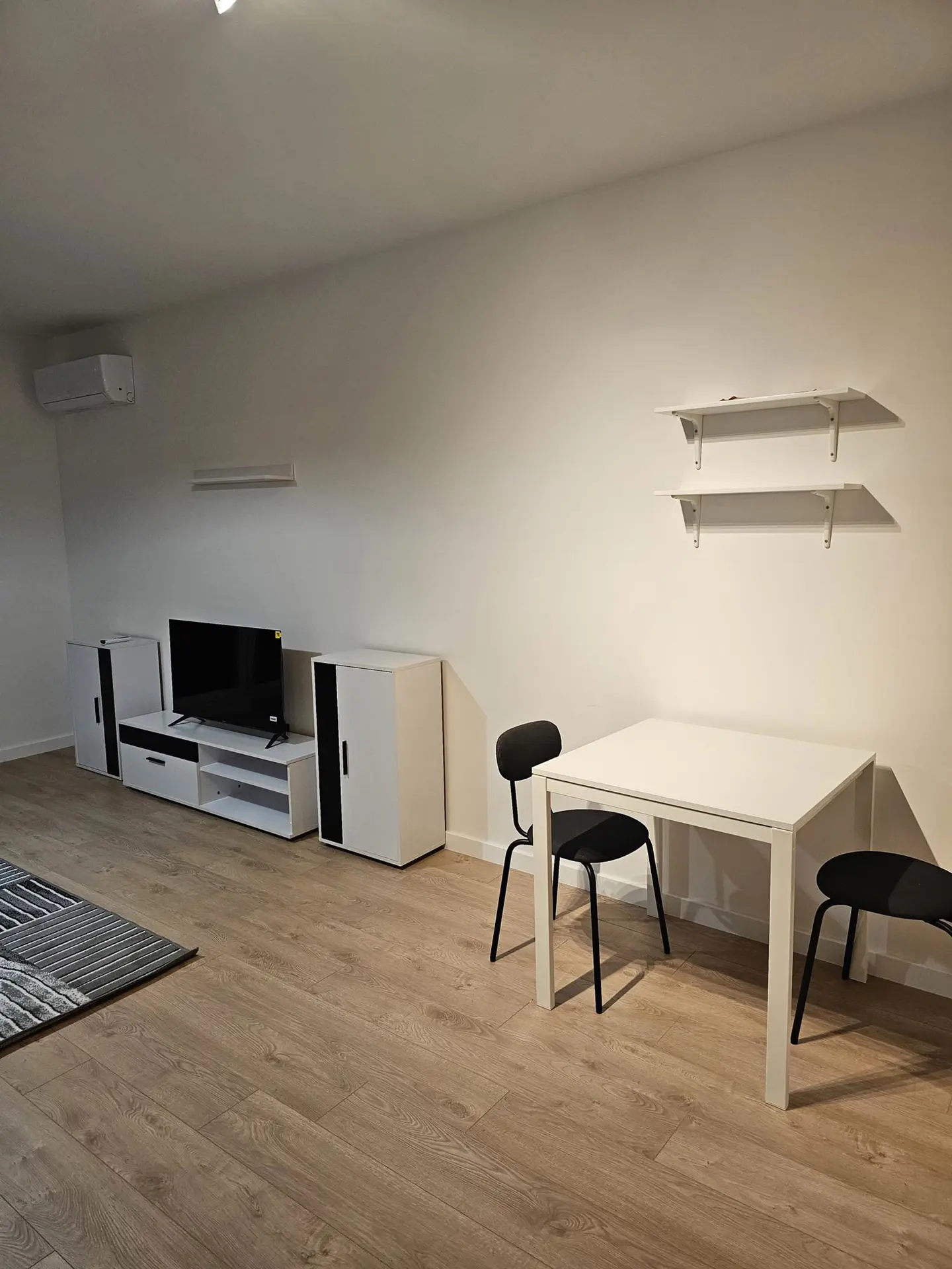 Listing Ad Image