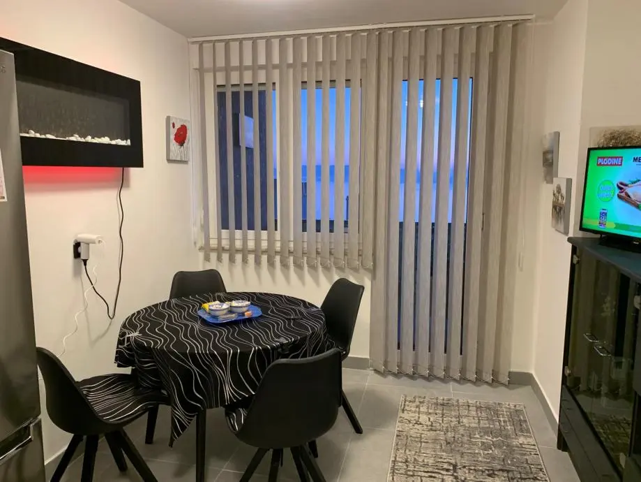 Listing Ad Image
