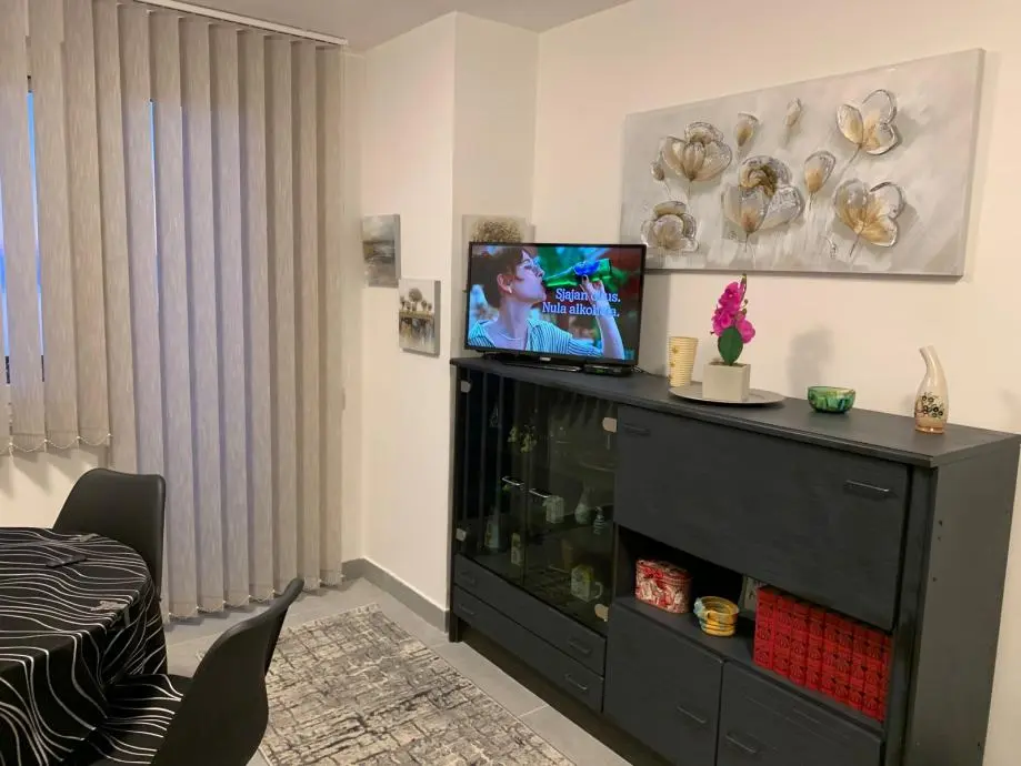 Listing Ad Image