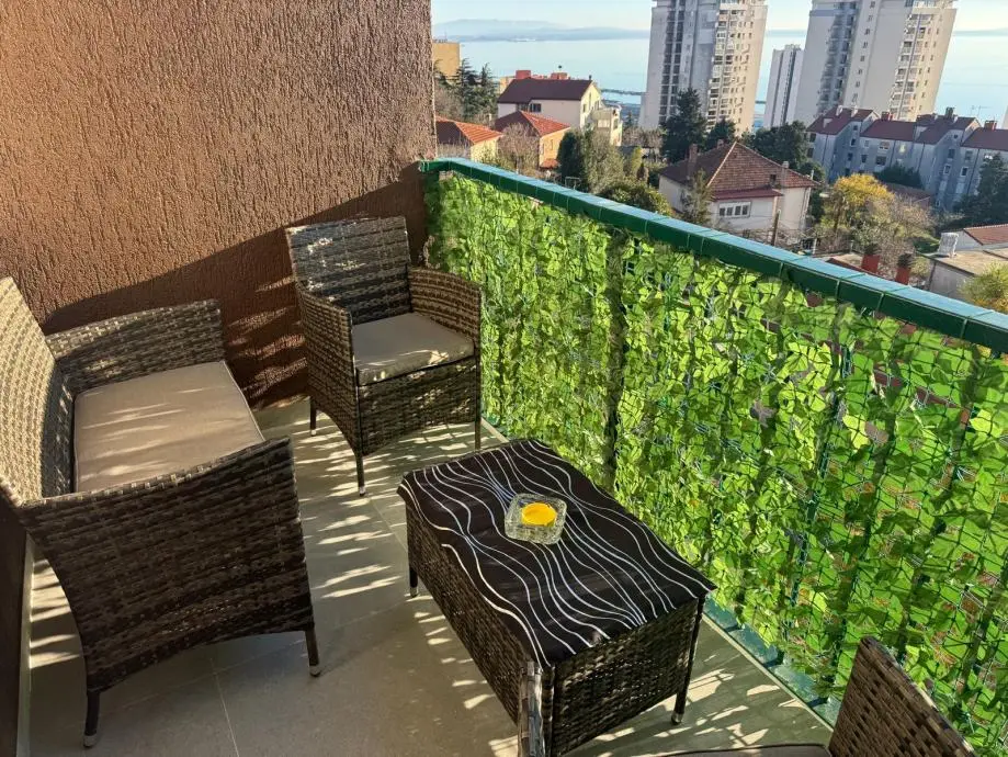 Listing Ad Image