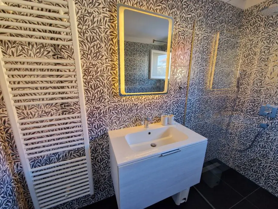 Listing Ad Image