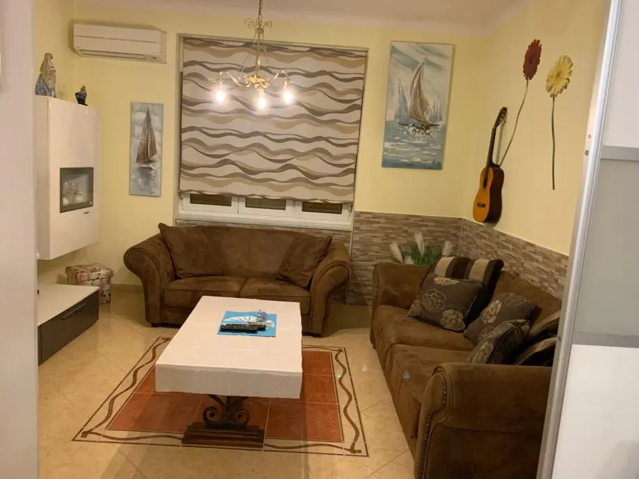 Listing Ad Image