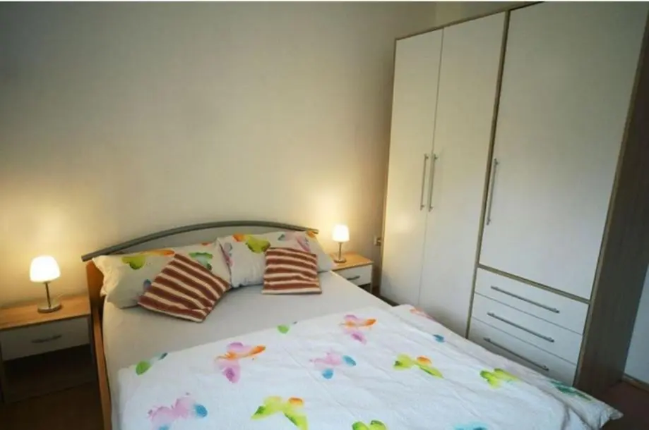Listing Ad Image