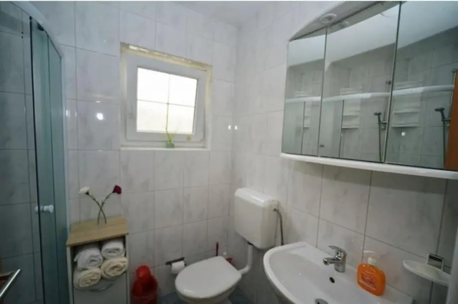 Listing Ad Image