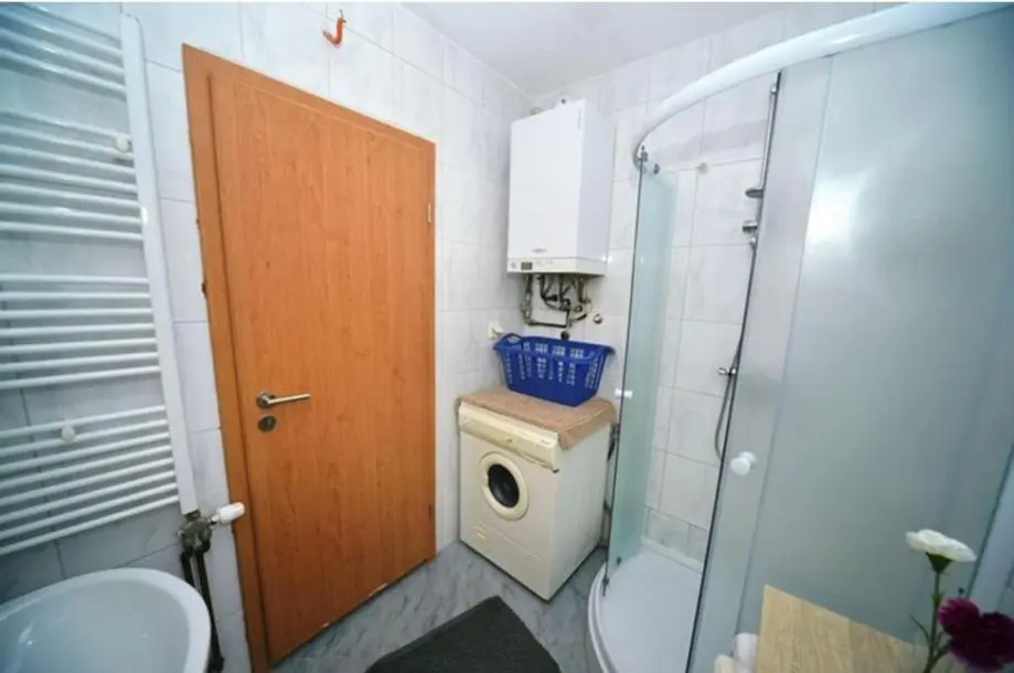 Listing Ad Image