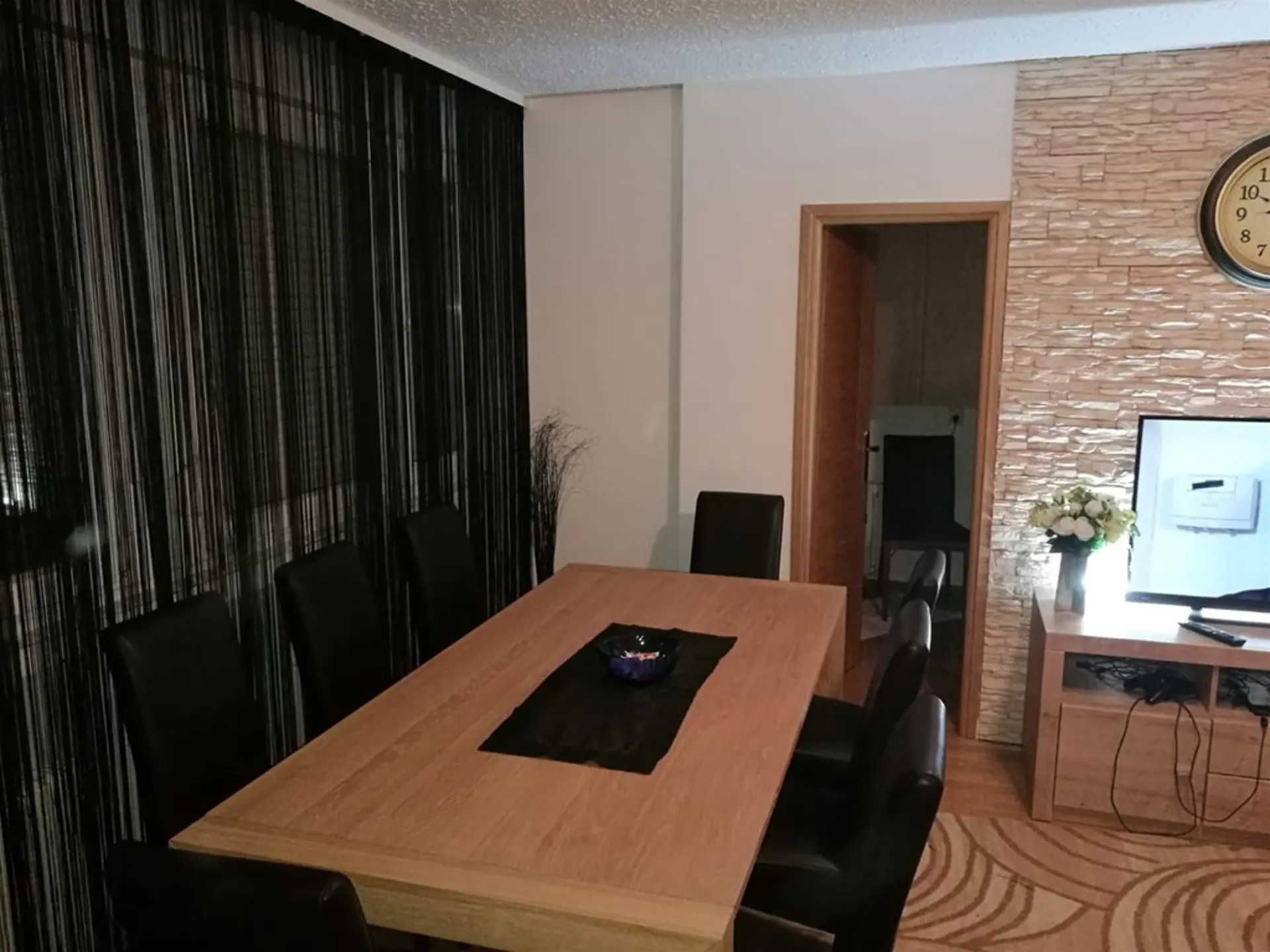 Listing Ad Image
