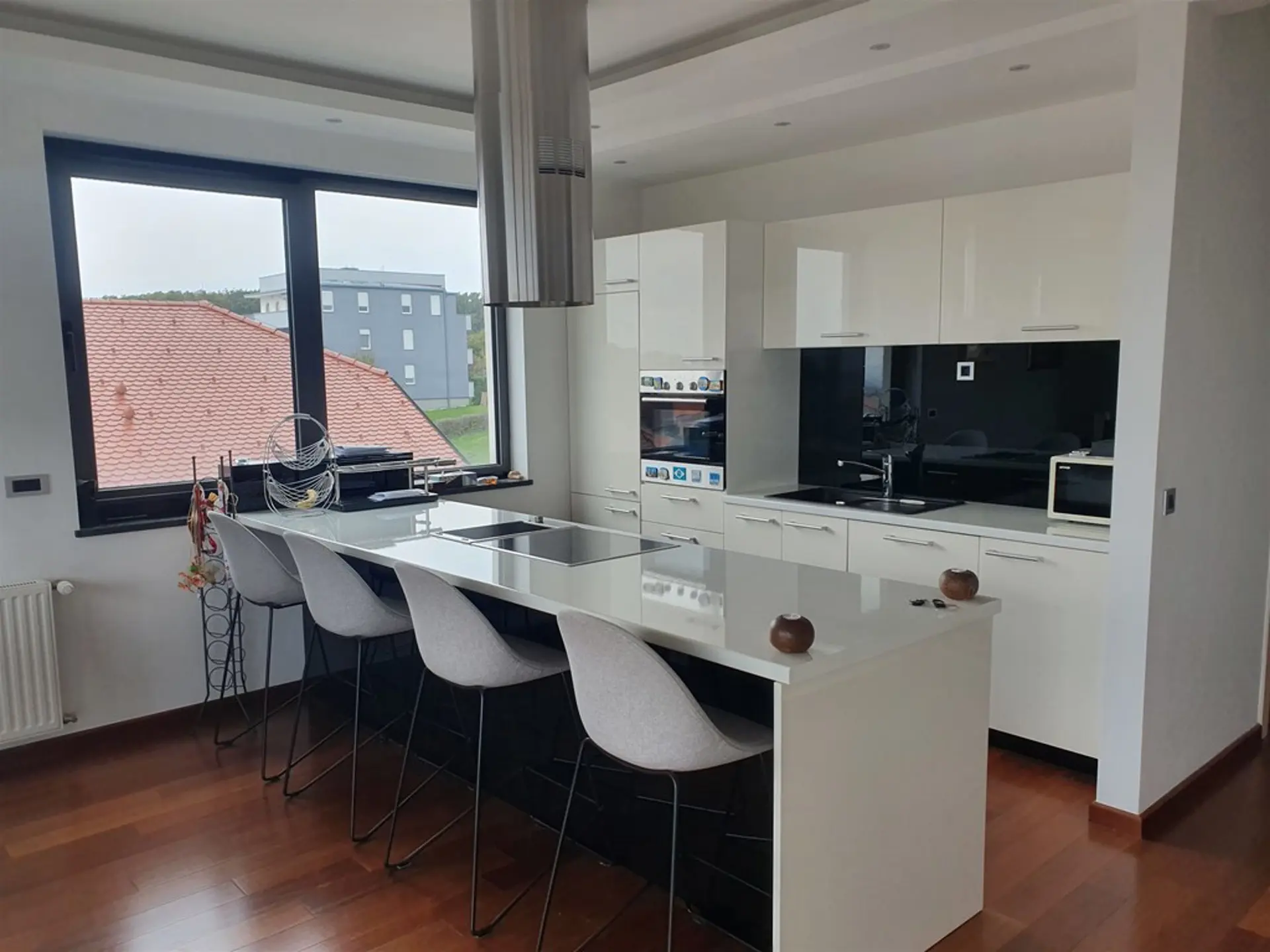 Listing Ad Image