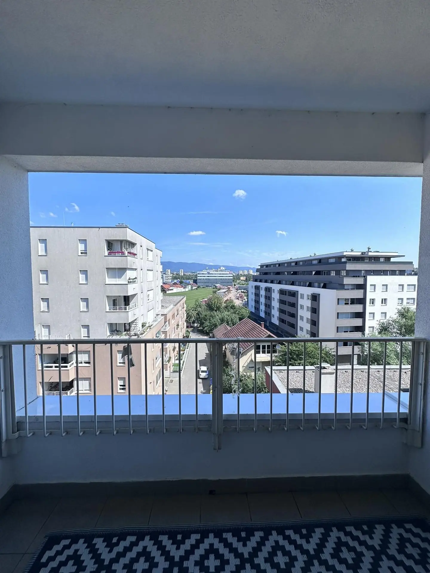 Listing Ad Image