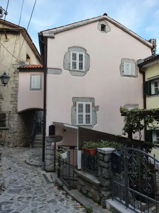 Listing Ad Image