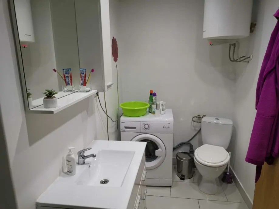 Listing Ad Image