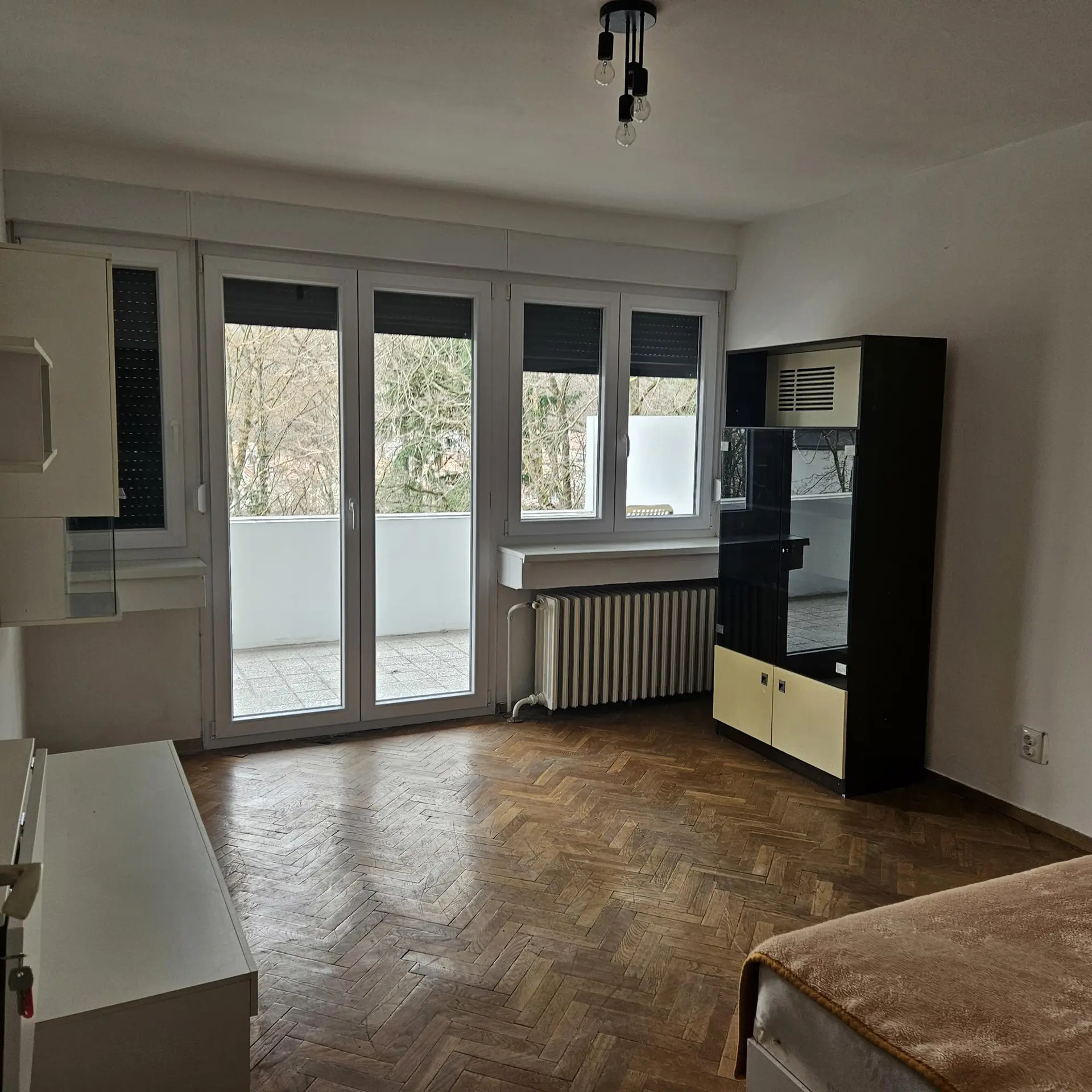 Listing Ad Image