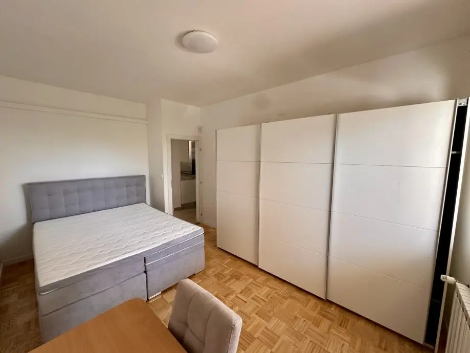 Listing Ad Image