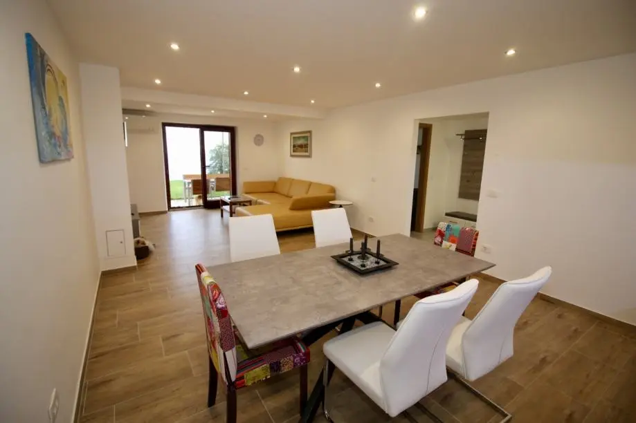 Listing Ad Image