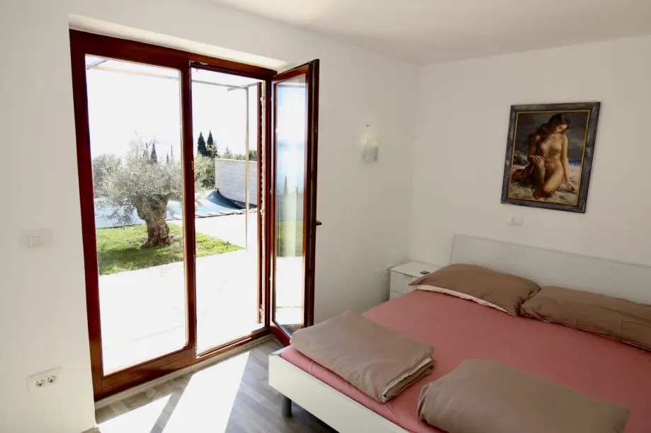 Listing Ad Image