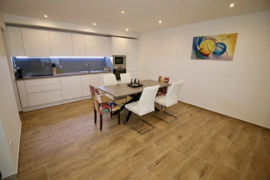 Listing Ad Image