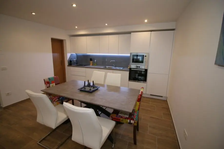 Listing Ad Image