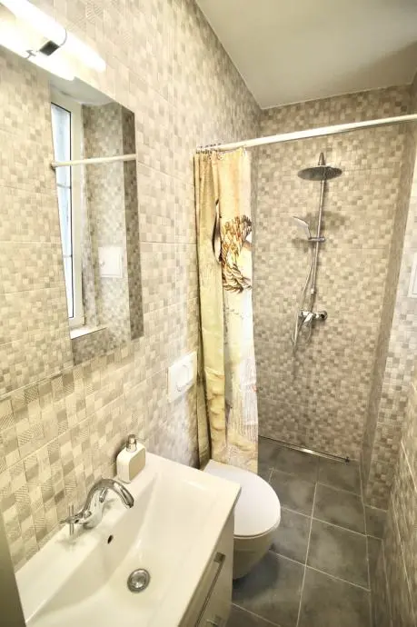 Listing Ad Image