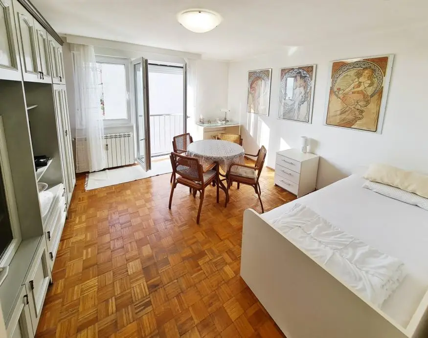 Listing Ad Image